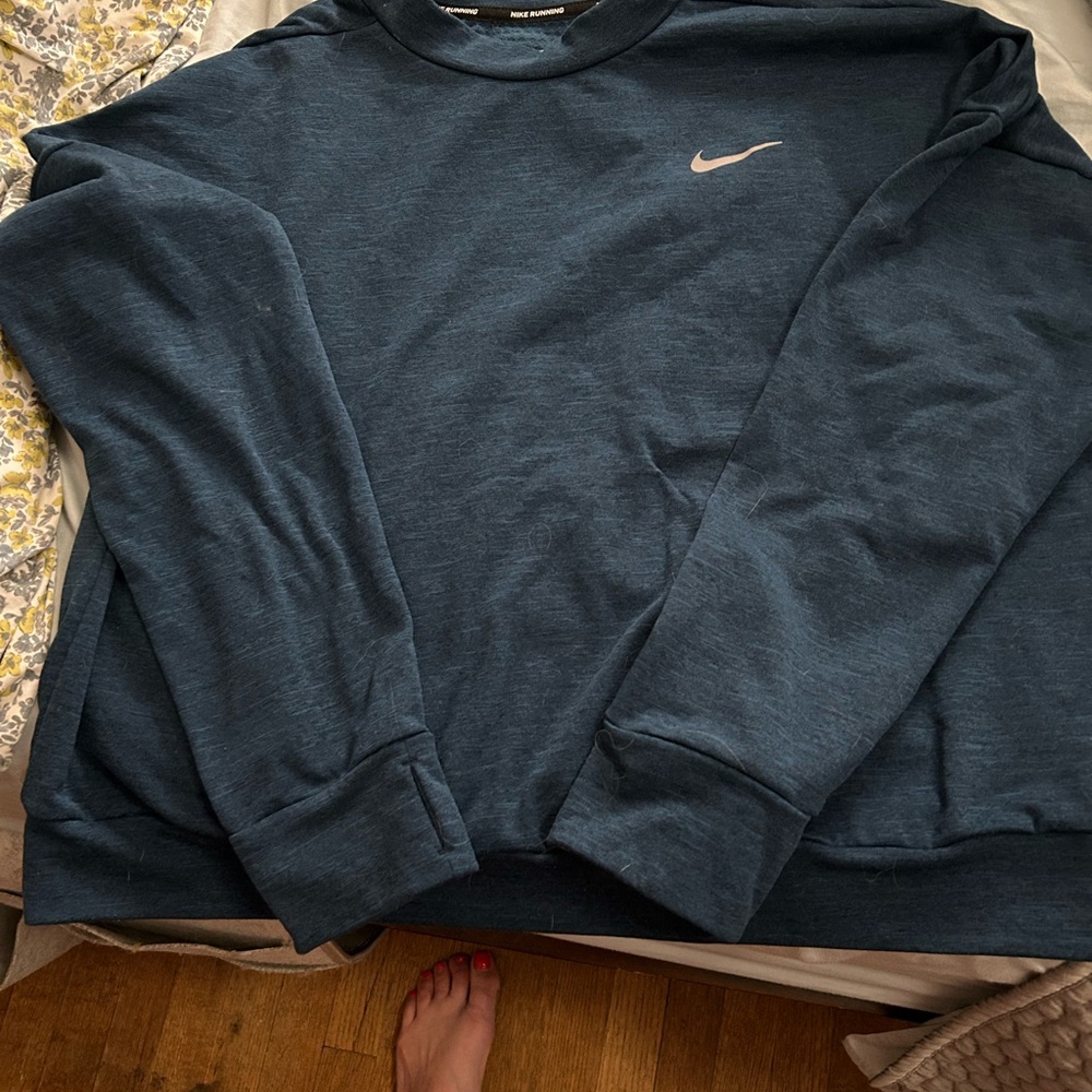 Nike running Blue Crewneck Sweatshirt with Classic Design